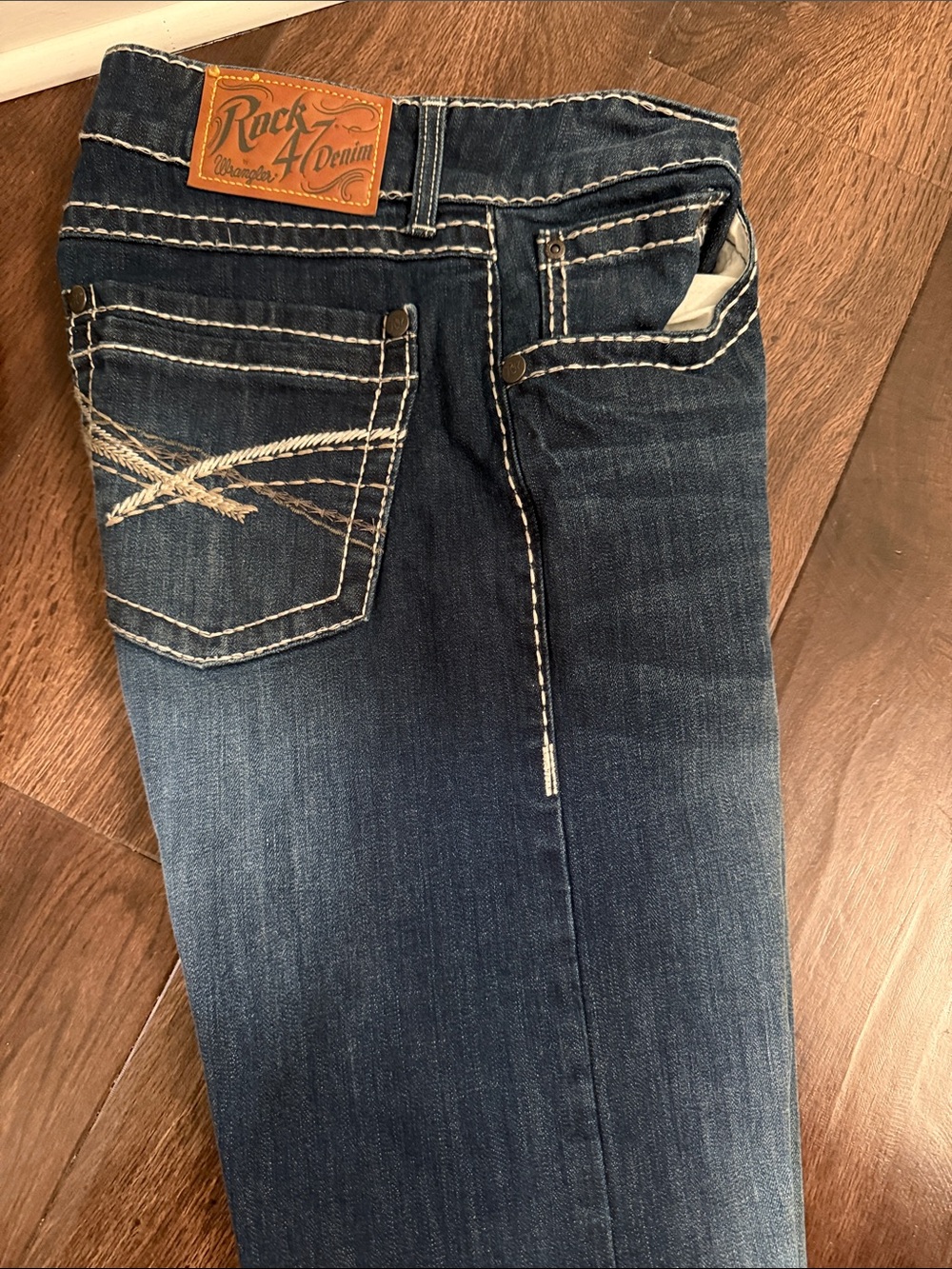 Wrangler Men's Slim Straight Jeans in Dark Blue